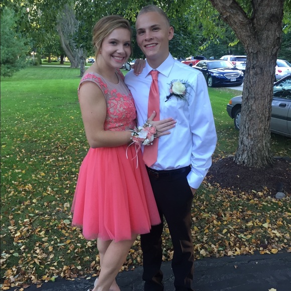 Homecoming/ Prom Dress - Picture 5 of 5